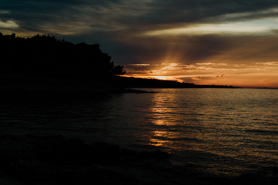 zachód słońca na wyspie Brač